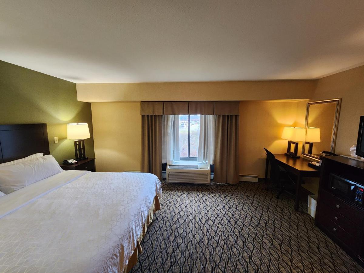 Hotel Wingate By Wyndham Kittanning Exteriér fotografie